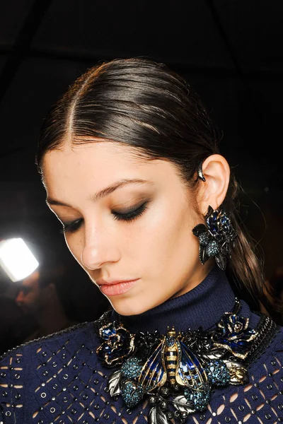 Look 9